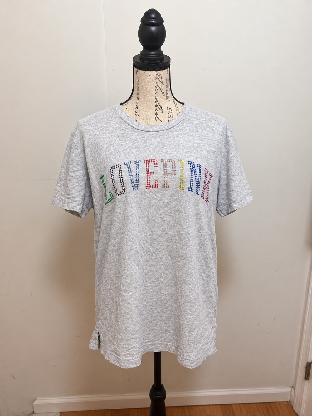PINK Victoria's Secret Light Gray 'LOVE PINK' Multicolor Graphic Tee